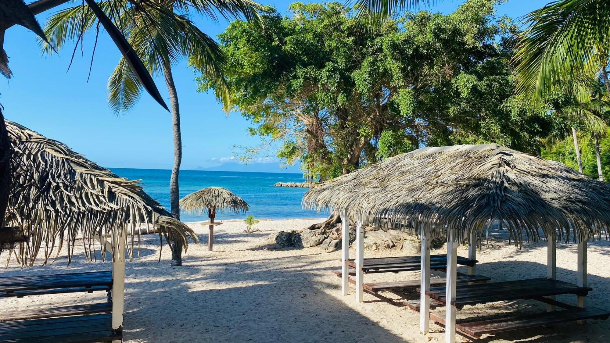 Brin D'Ile Anse Des Rochers Vue Mer A 50 M De La Plage Et Piscine Saint-Francois  Exteriör bild